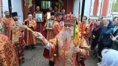 В день памяти великомученика Георгия Победоносца епископ Вениамин возглавил престольные торжества в Георгиевском храме г. Рыбинска.