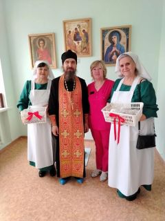 Пасхальная радость в лечебных учреждениях Рыбинской епархии