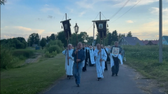 Мологские стояния и крестный ход в Брейтове