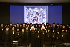 Архипастыри и монашествующие четырёх митрополий Центральной России собрались в Костроме чтобы обсудить насущные вопросы монашеской жизни
