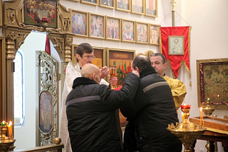 Божественная литургия в храме Рождества Пресвятой Богородицы 13557