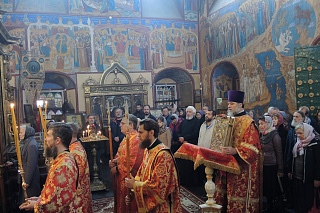 Соборное архиерейское богослужение в день памяти священномученика Вениамина, епископа Романовского 9819