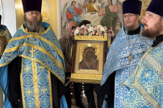 Празднование Недели всех святых, в земле Российской просиявших, в Спасо-Преображенском кафедральном соборе 23981