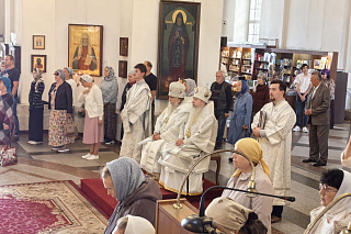 В Спасо-Преображенский собор города Рыбинска прибыл ковчег с частицами мощей святых мучеников Виктора и Стефаниды Дамасских. 24159