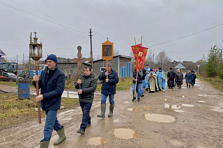 В день празднования Озерянской иконе Божией Матери 10075