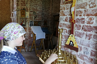 Божественная литургия в селе Спас-Ухра 6737