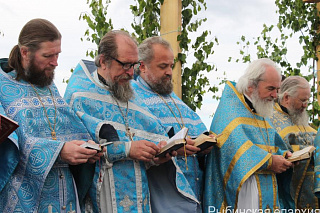 Рыбинская епархия торжественно отпраздновала 400-летие обретения Югской иконы Божией Матери и основания Югской Дорофеевой пустыни. 3954