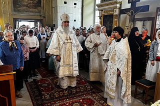Епископ Вениамин совершил Литургию в 170-летний юбилей Вознесенского храма города Данилова. 23923