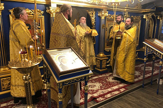 На родине праведного воина Феодора Ушакова совершили Божественную литургию в день 279-летия святого 14092