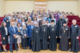 Конференция "Духовные пастыри малой Родины: святые новомученики и исповедники Церкви Русской" прошла в Рыбинске 2267