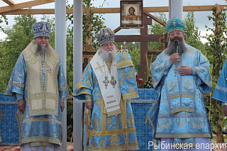 Рыбинская епархия торжественно отпраздновала 400-летие обретения Югской иконы Божией Матери и основания Югской Дорофеевой пустыни. 3954