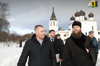 Губернатор Михаил Евраев поделился планами развития духовно-просветительского центра Фёдора Ушакова 11004