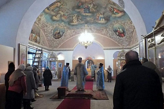 Архиерейское богослужение в с. Николо-Корма 2041