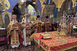 В день памяти священномученика Вениамина в Воскресенском соборе Тутаева совершена Божественная литургия 24250