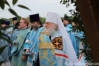 Рыбинская епархия торжественно отпраздновала 400-летие обретения Югской иконы Божией Матери и основания Югской Дорофеевой пустыни. 3954