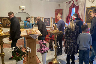 В день празднования Озерянской иконе Божией Матери 10075