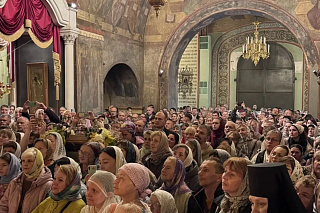 Епископ Вениамин принял участие в Божественной литургии по случаю принесения мощей святителя Спиридона Тримифунтского во Владимир 24209