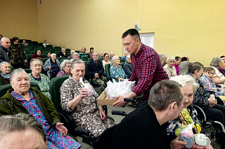 Пасхальная встреча в клубе «Духовный час» 23838