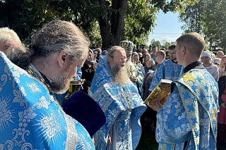 Епископ Вениамин возглавил праздник и молебен на начало учебного года в Покровском храме Тутаева 24179