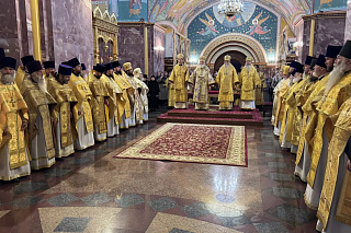 В Ярославле состоялось торжественное богослужение в честь святых благоверных князей Феодора, Давида и Константина и 1035-летия Ярославской епархии 24246