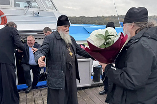 В день памяти священномученика Вениамина в Воскресенском соборе Тутаева совершена Божественная литургия 24250