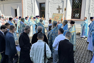 Епископ Вениамин совершил Литургию в Казанской церкви города Рыбинска в праздник иконы Божией Матери «Достойно есть». 24003