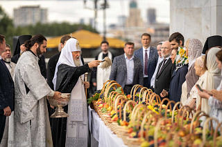 Епископ Рыбинский и Романово-Борисоглебский Вениамин принял участие в Патриаршей Литургии в праздник Преображения Господня в Храме Христа Спасителя. 24144