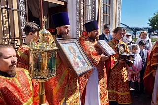 Архиерейское богослужение в день памяти святителя Николая 14940