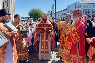 Архиерейское богослужение в день памяти святителя Николая 14940