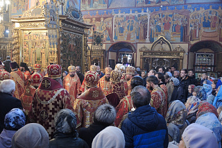 Соборное архиерейское богослужение в день памяти священномученика Вениамина, епископа Романовского 9819