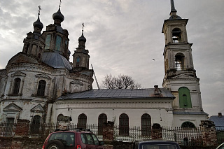Соборное богослужение в храме Святой Живоначальной Троицы 6847