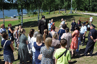 Сотрудники рыбинской полиции, ветераны и члены их семей посетили храм Богоявления Господня в Хопылево 15503