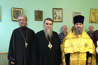 Епископ Вениамин наградил иерея Николая Ерака медалью преподобного Сергия Радонежского 8265