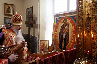Епископ Вениамин совершил чин освящения иконы Божией Матери «Благодатное Небо» в Ваулово 11850